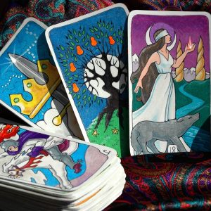 How to Work With Tarot Cards And Angel Cards: Two Powerful Spiritual Tools